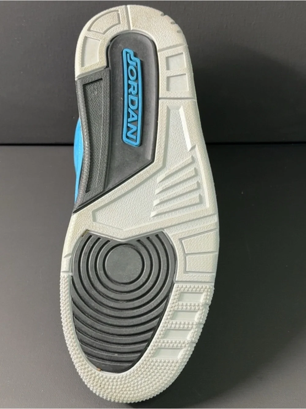 NIKE AIR JORDAN 3 RETRO POWDER BLUE SIZE 10 SNEAKERS 136064 406